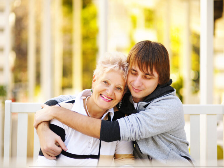 усыновление